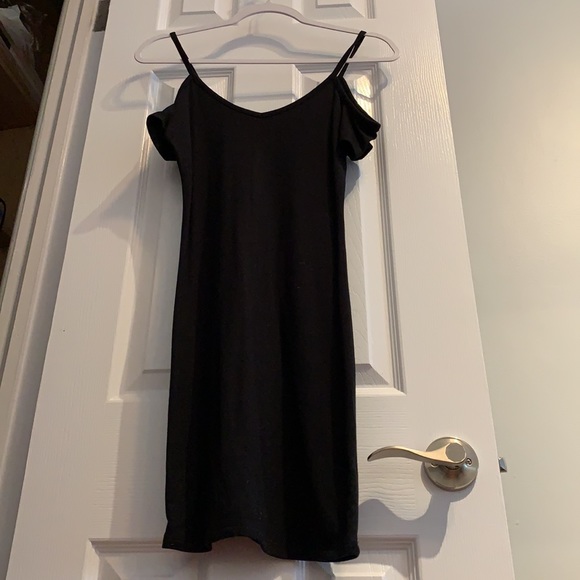 Bodycon little black dress - off the shoulder - Picture 3 of 3